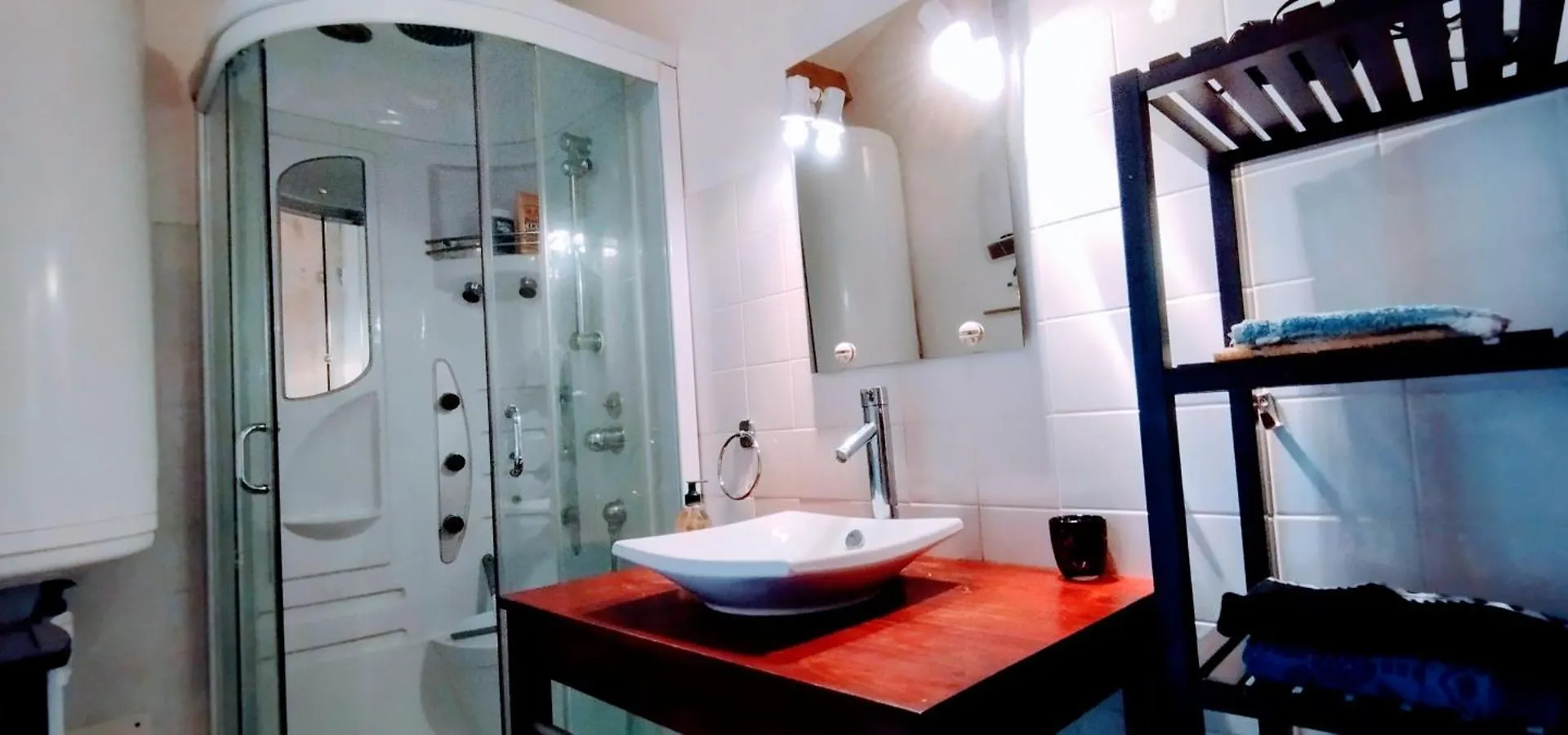 Appartement Proche Palais Des Papes à Avignon France